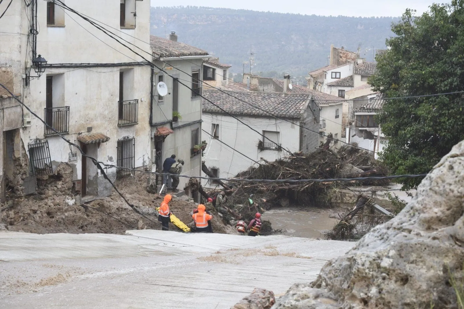 ¡Desesperación en Letur! Seis Desaparecidos Tras la Devastadora Riada