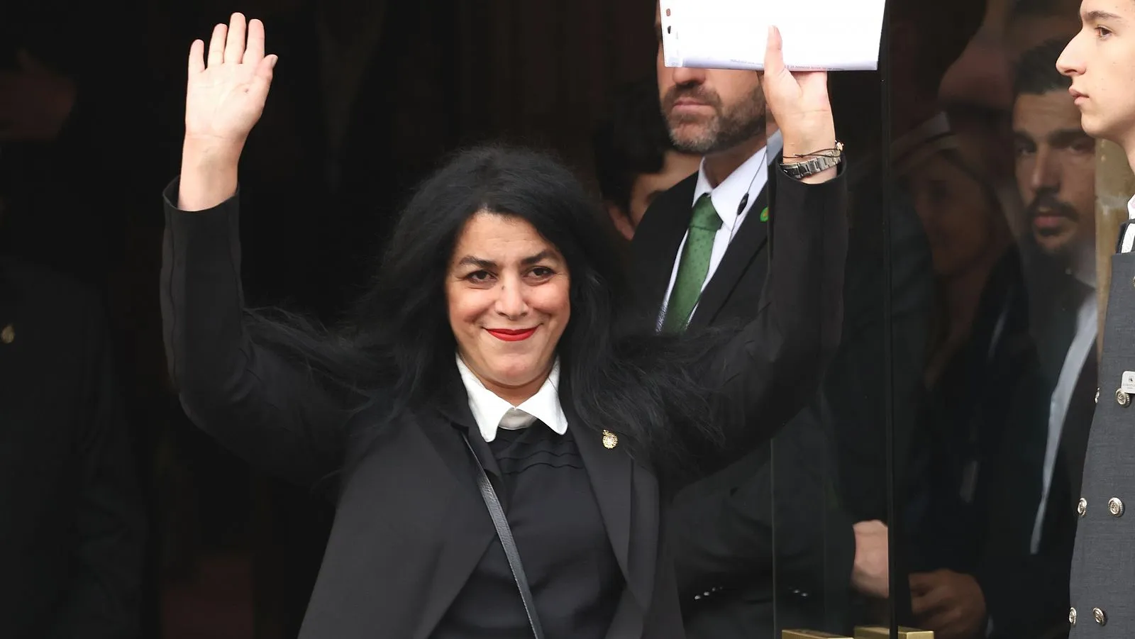 Marjane Satrapi: La Voz de la Libertad que Conmueve a España