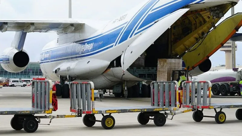 Accidente Impactante en el Aeropuerto de Palma: Trabajador en Estado Crítico Tras Ser Atropellado