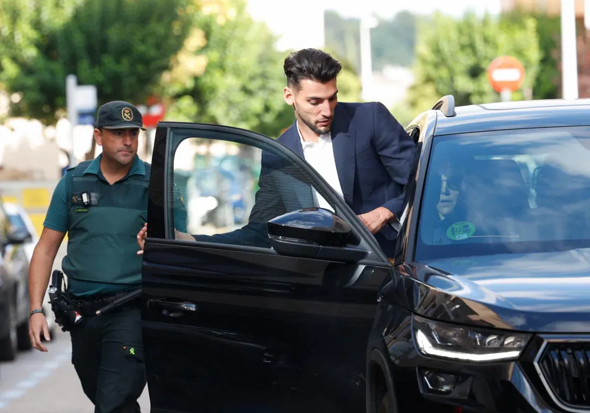 Escándalo en el fútbol: Rafa Mir arrestado por presunto abuso sexual