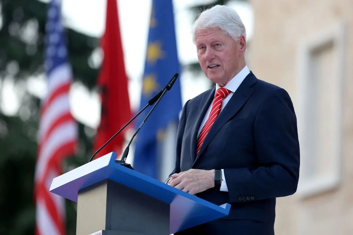 ¡Bill Clinton Regresa! Lo Que Nadie Esperaba de Su Última Visita a España