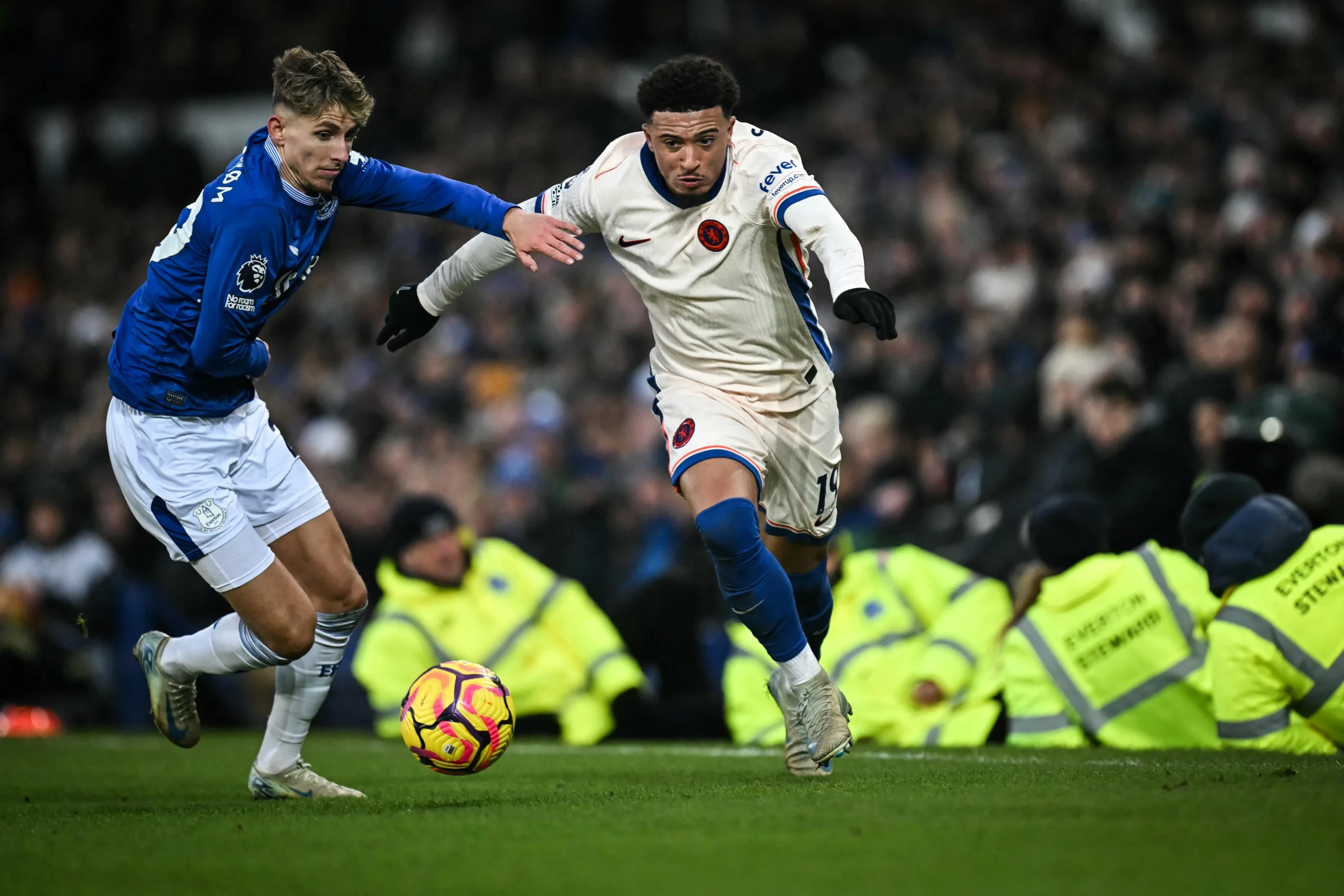 ¡Choque de Titanes! Chelsea Busca Aplastar al Everton en un Duelo Decisivo