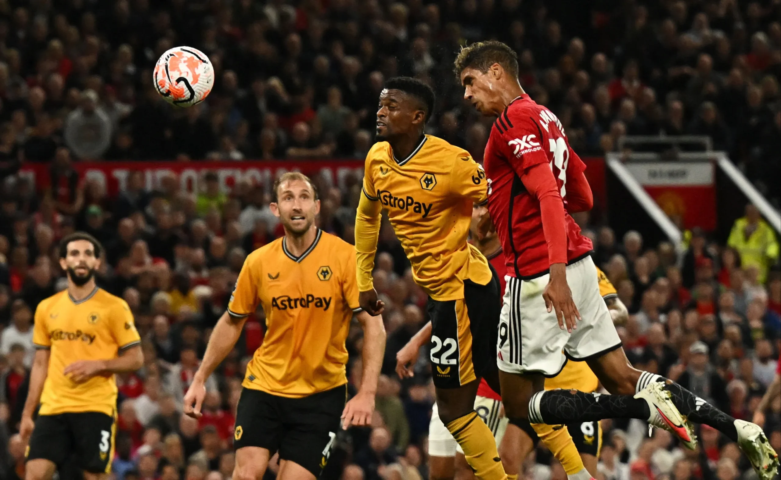 ¡Crisis en Old Trafford! Manchester United se enfrenta a un Wolverhampton en busca de redención