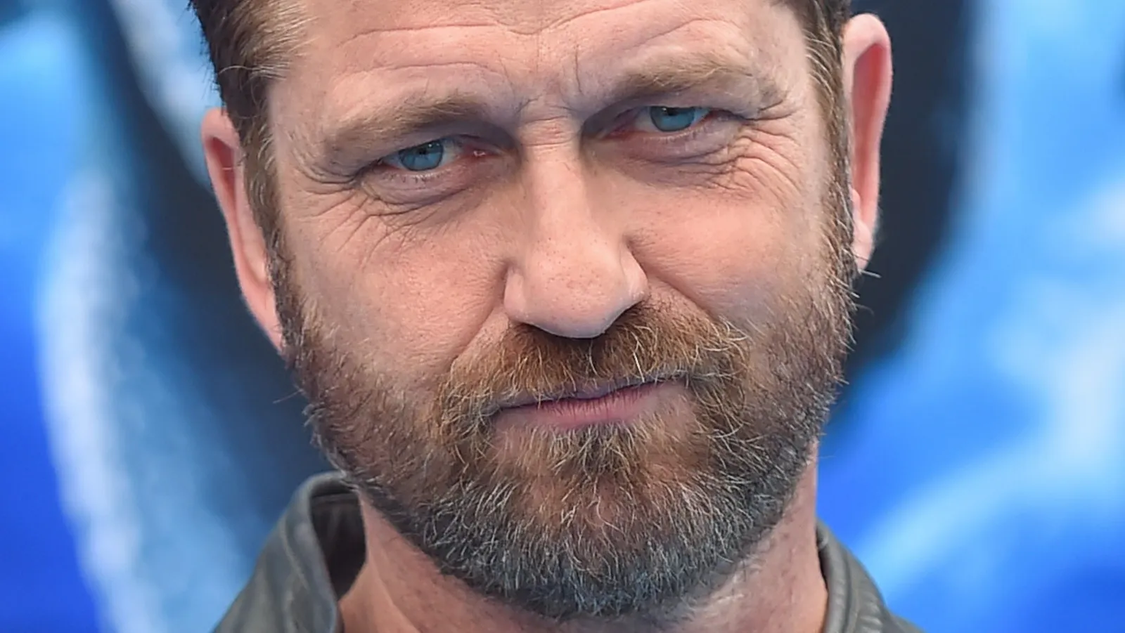 ¡Gerard Butler sorprende a España! Descubre su impactante regreso que está rompiendo Internet