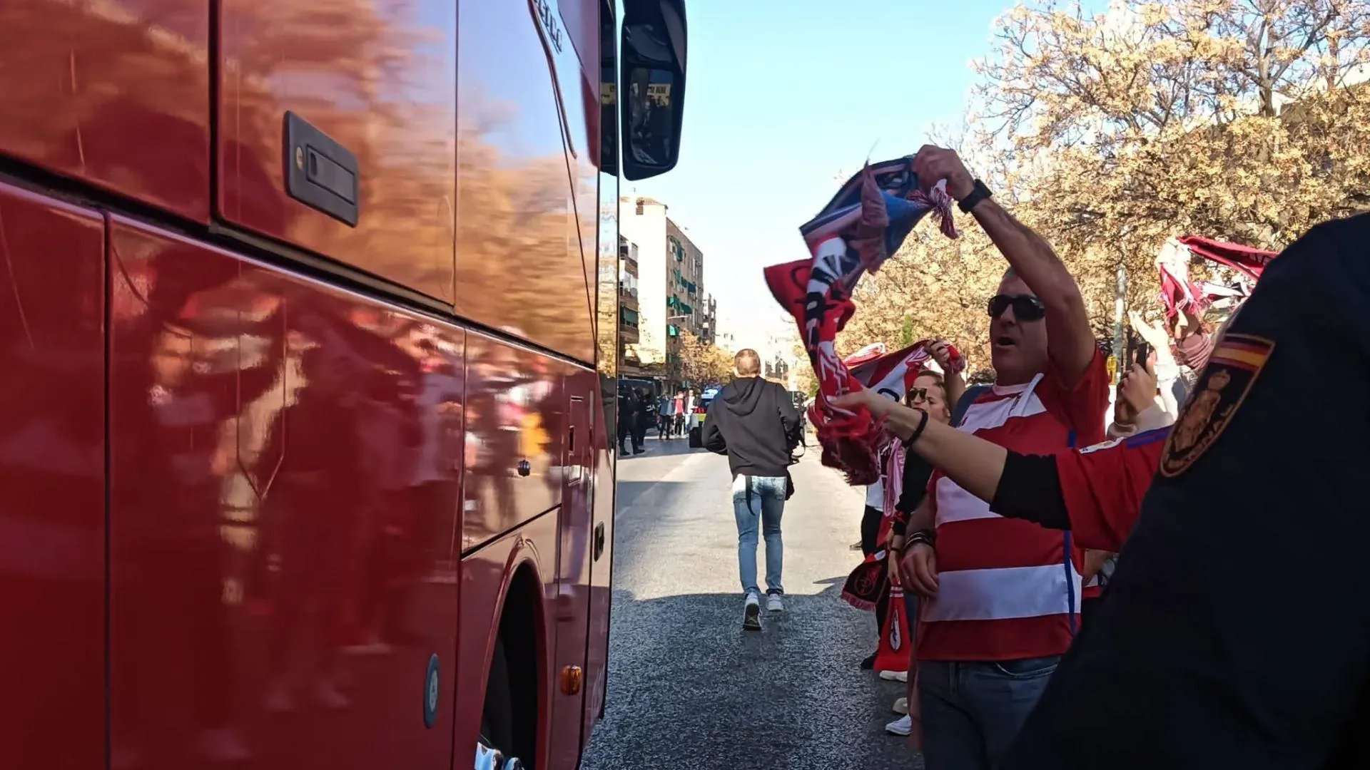 ¡Granada vs Racing: La Batalla por la Supervivencia en Segunda!