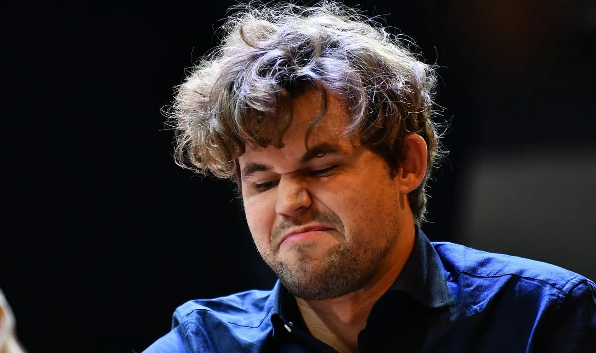 ¡Magnus Carlsen en crisis! Su peor inicio en un Mundial de Ajedrez Rápido sorprende a todos