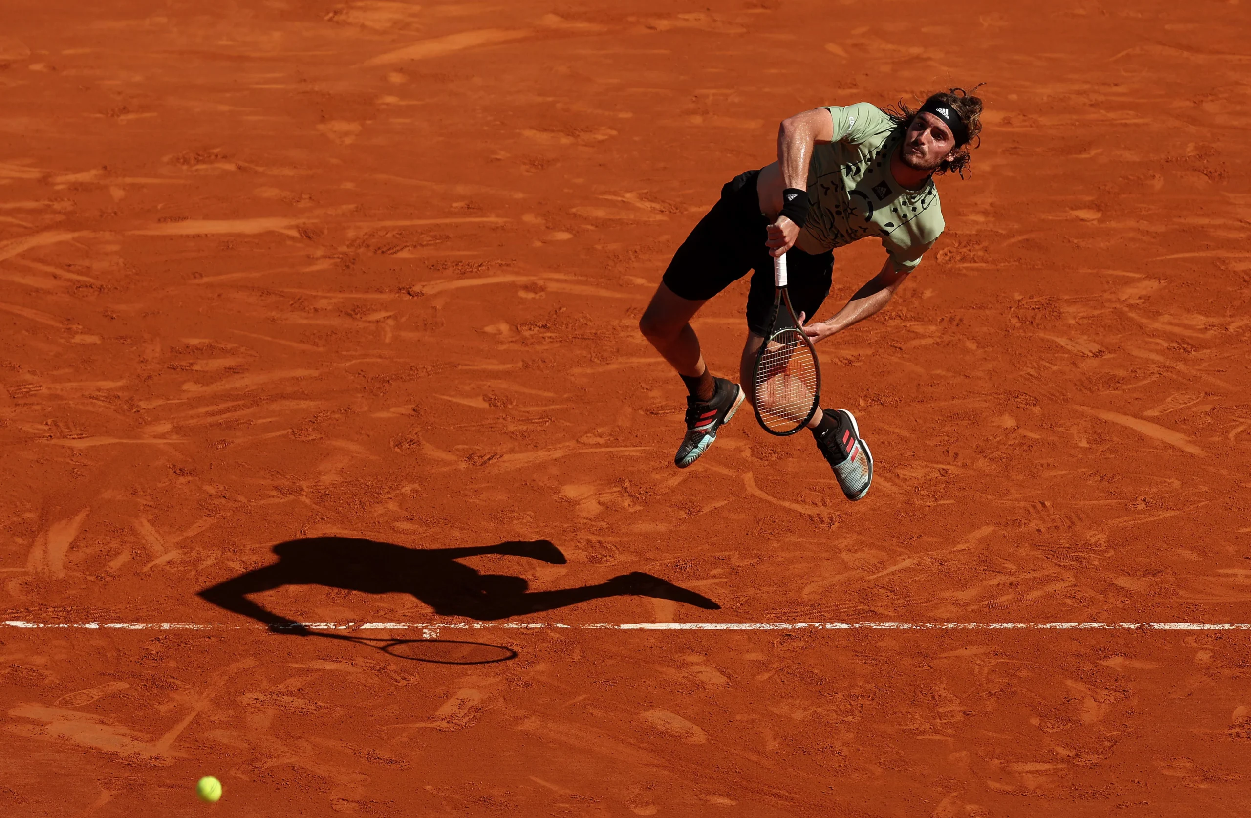 ¡Tsitsipas Revela Todo! Las Impactantes Verdades Sobre Su Relación con Su Padre