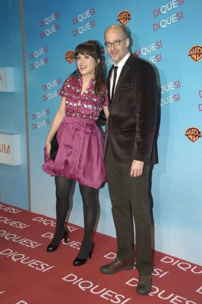 Zooey Deschanel: La Revelación que Está Conquistando España y Rompiendo Estereotipos