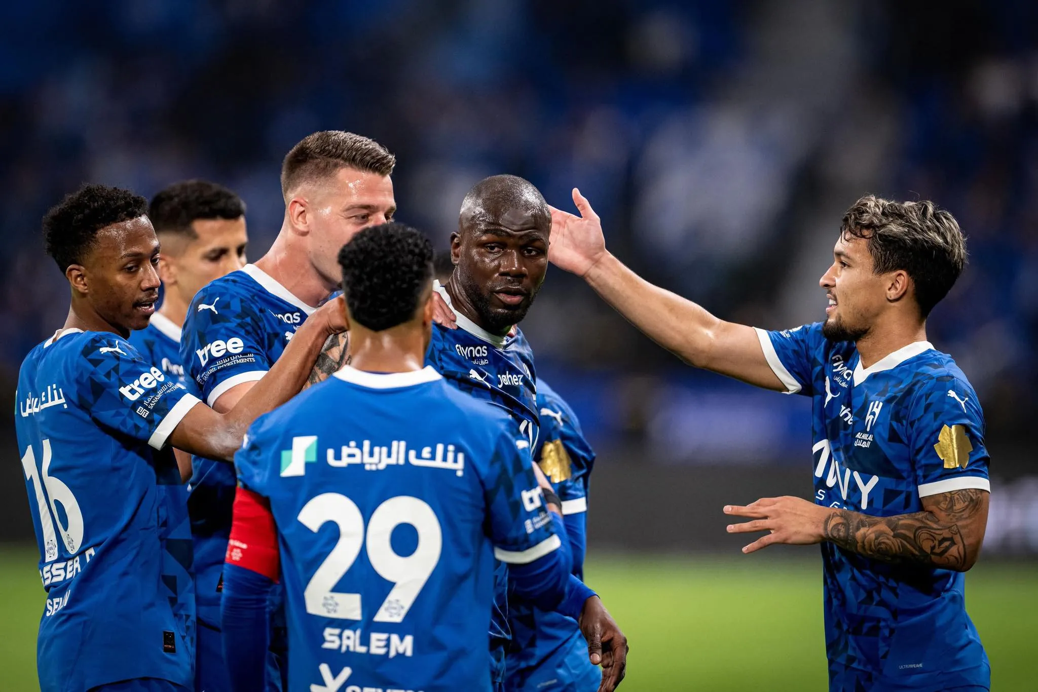 ¡Al Hilal arrasa a Al-Fateh con un espectacular 5-0! ¿Qué significa esto para la liga?