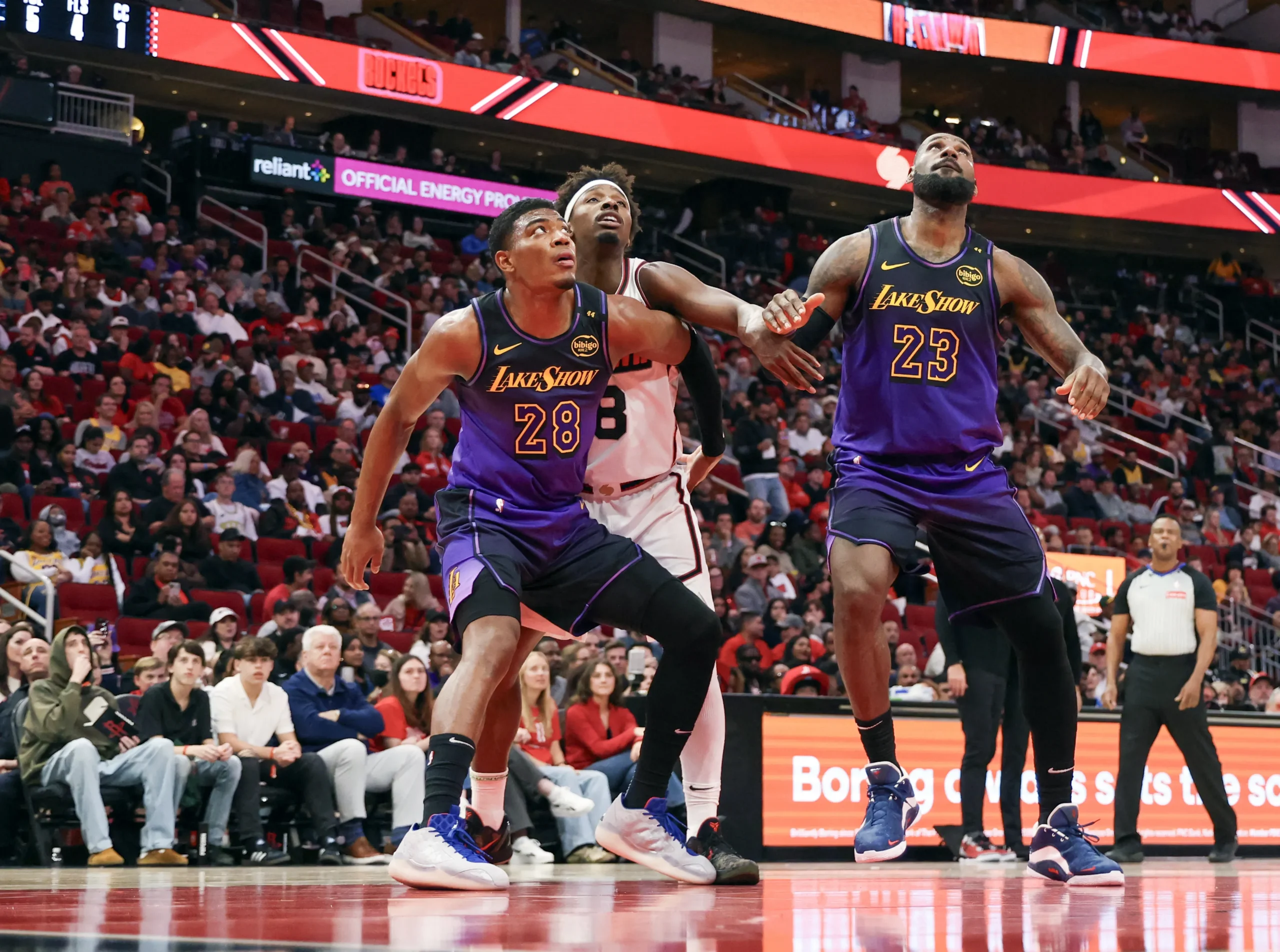 ¡El Duelo del Año! Mavericks y Lakers se Enfrentan en una Batalla Épica