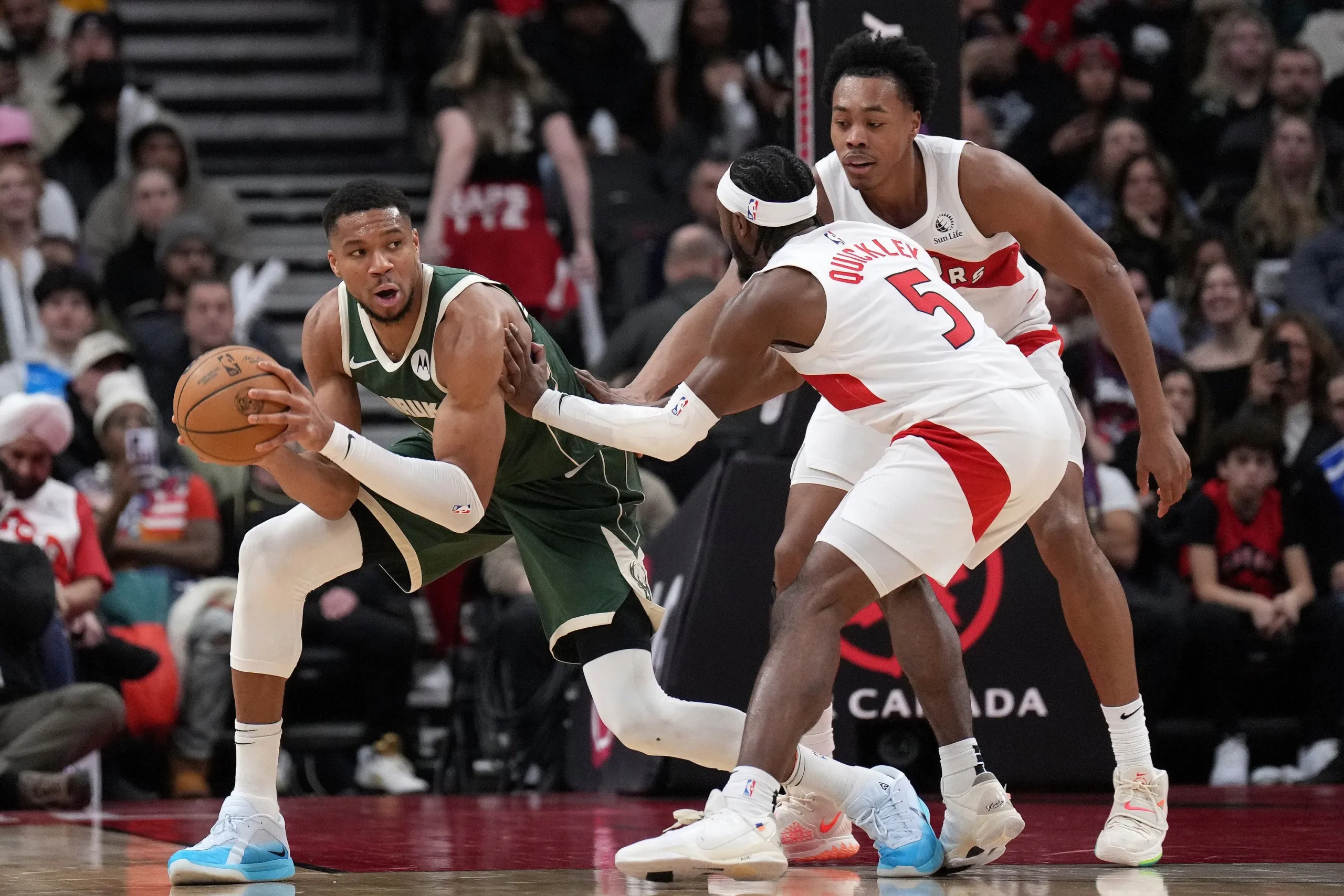 ¡El Duelo del Este! Bucks y Raptors se Enfrentan por el Título en la NBA