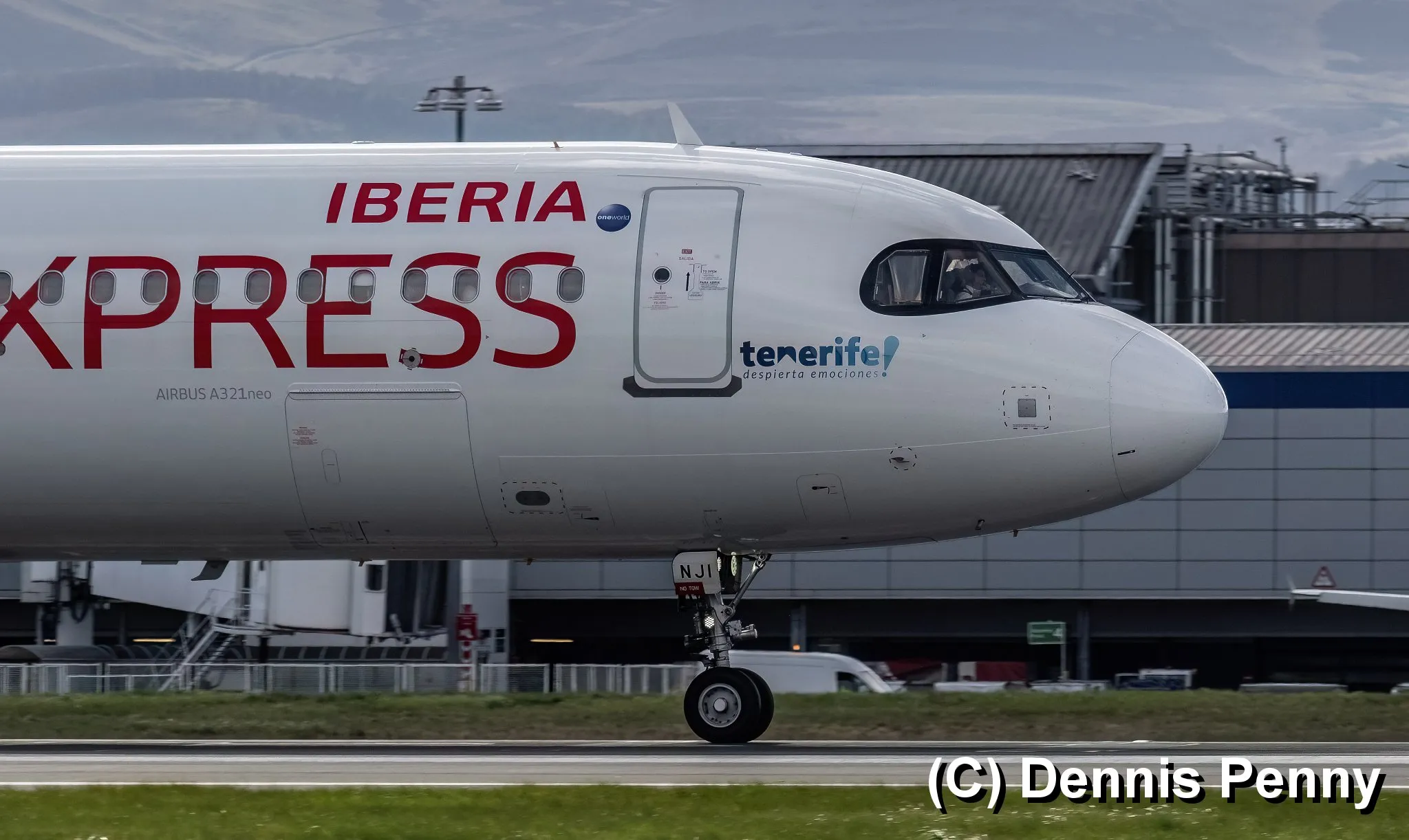 ¡Iberia Express Revoluciona el Cielo Español! Descubre su Éxito Inesperado en 2025