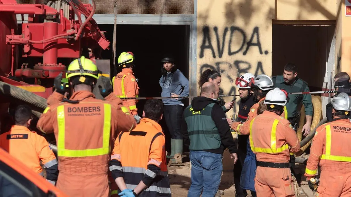 ¡Impactante! Derrumbe en garaje de Benetússer deja múltiples heridos y conmociona a la comunidad