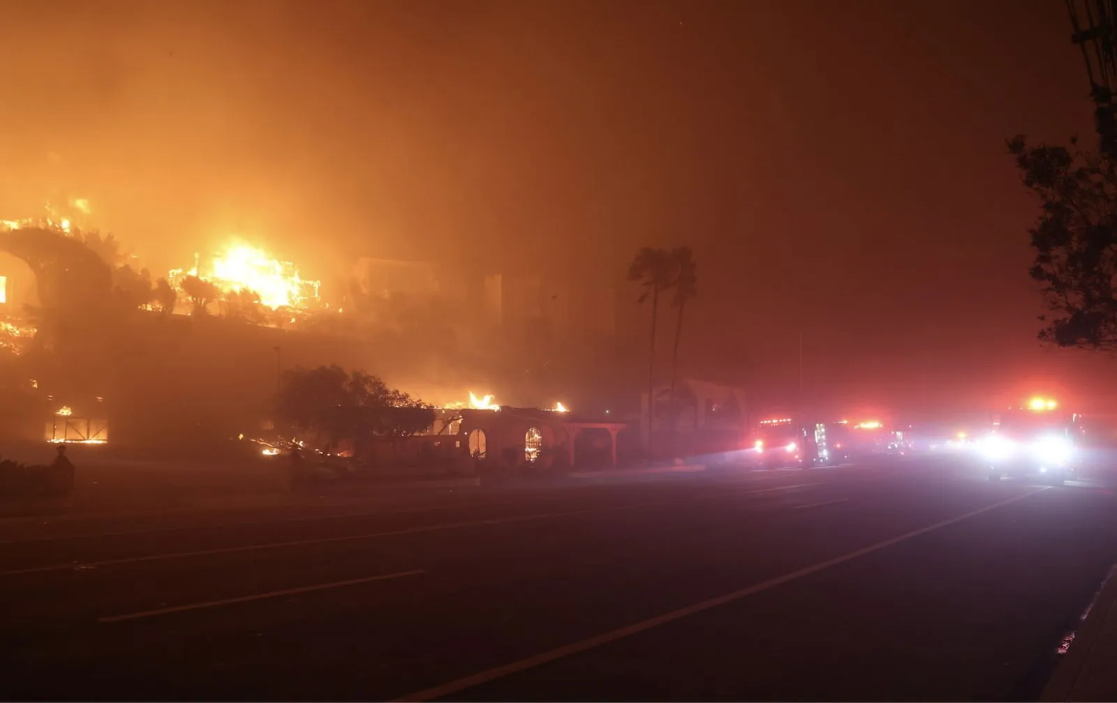 ¡Impactante! Los Ángeles en Llamas: ¿Qué Está Sucediendo Realmente?