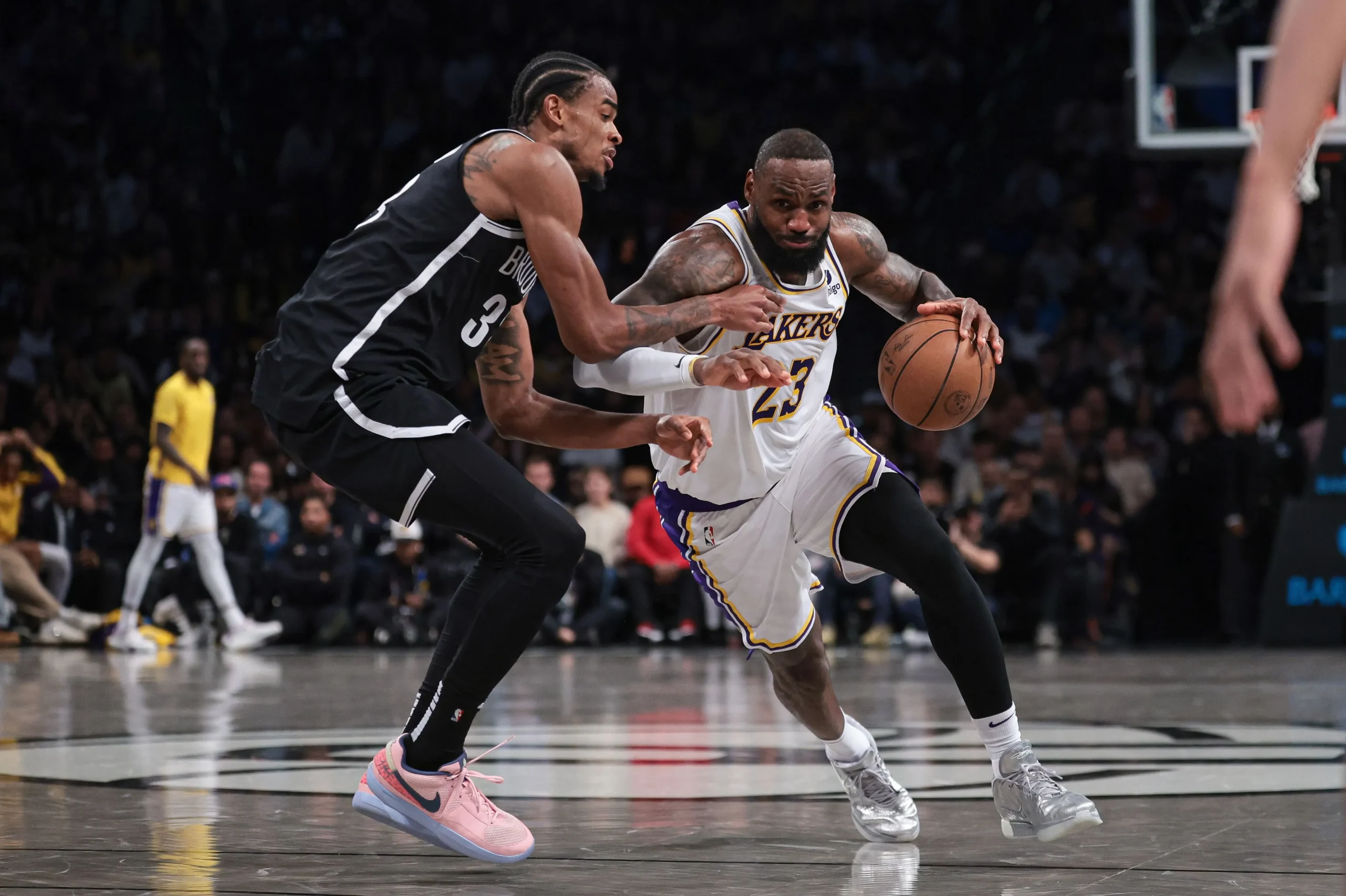 ¡Increíble! Lakers y Nets se preparan para un duelo épico que cambiará la NBA