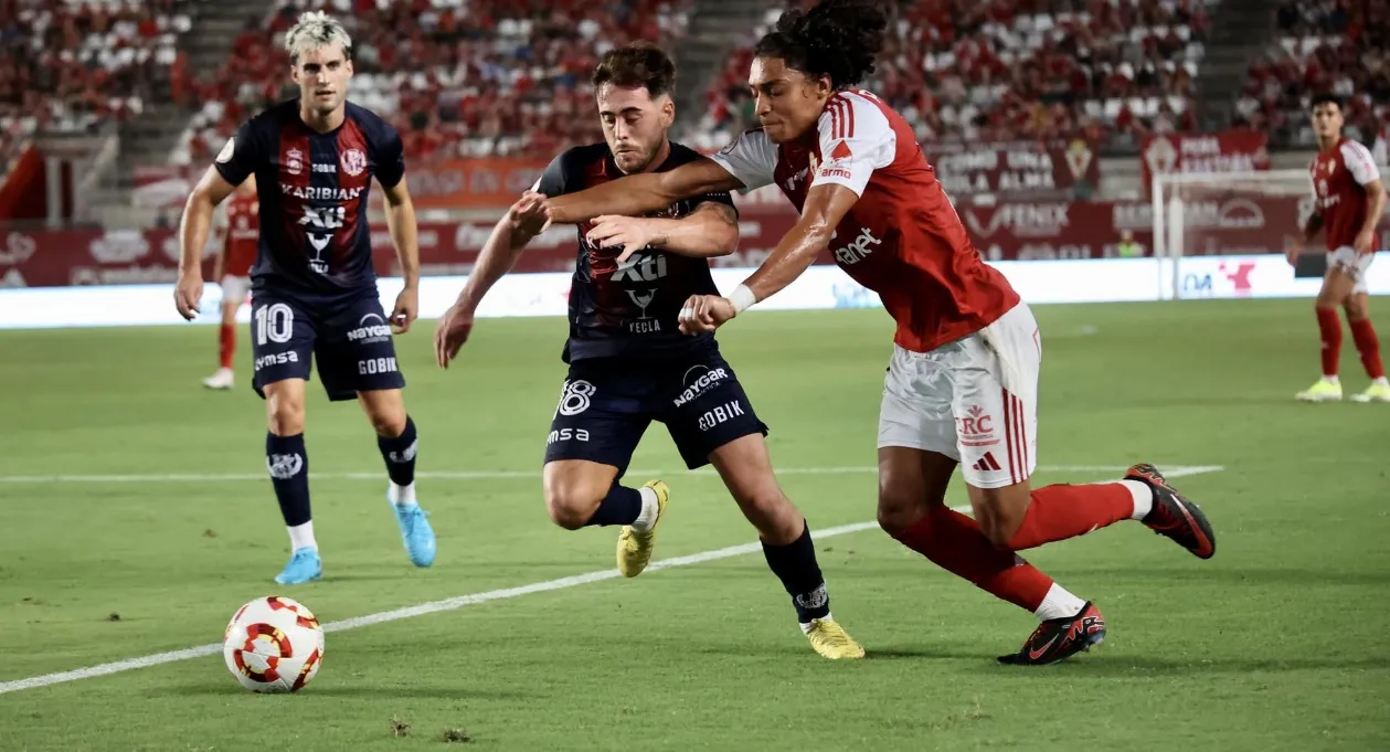 ¡Increíble! Yeclano Deportivo sorprende al Real Murcia en un emocionante duelo