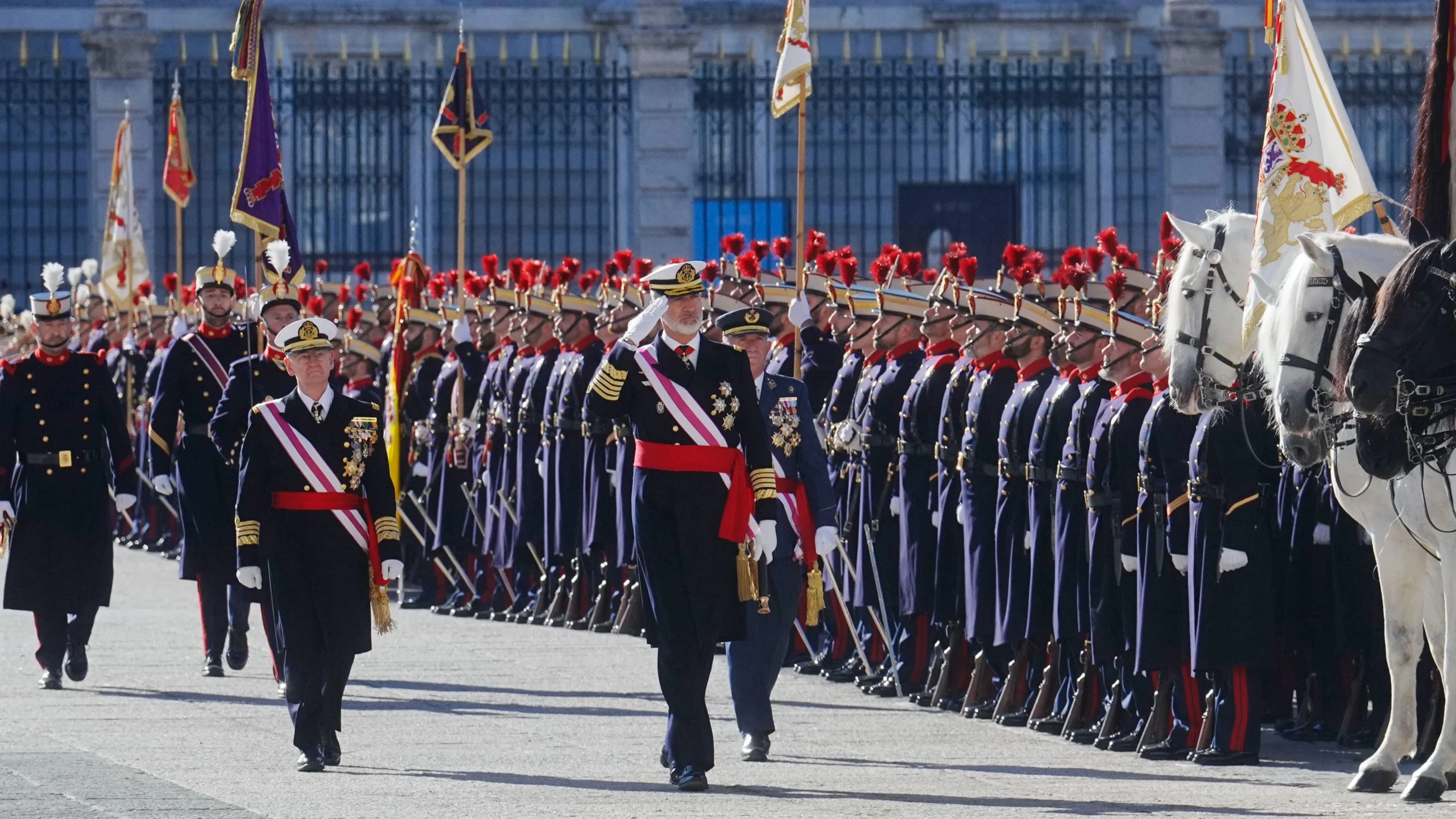 La Pascua Militar 2025: Un Nuevo Comienzo con la Princesa Leonor en el Centro de Atención