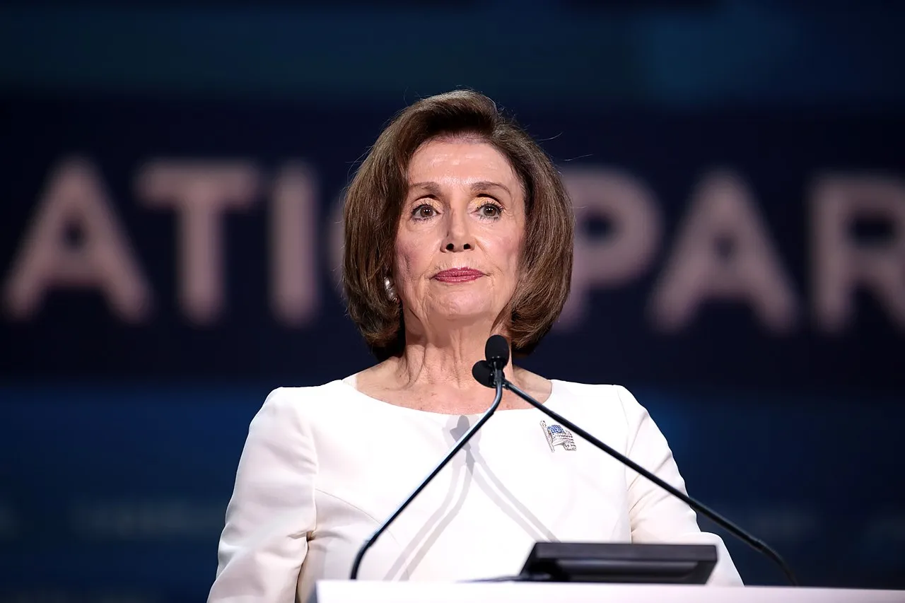 ¡Nancy Pelosi en el centro de la polémica! ¿Qué significa su regreso para la política estadounidense?