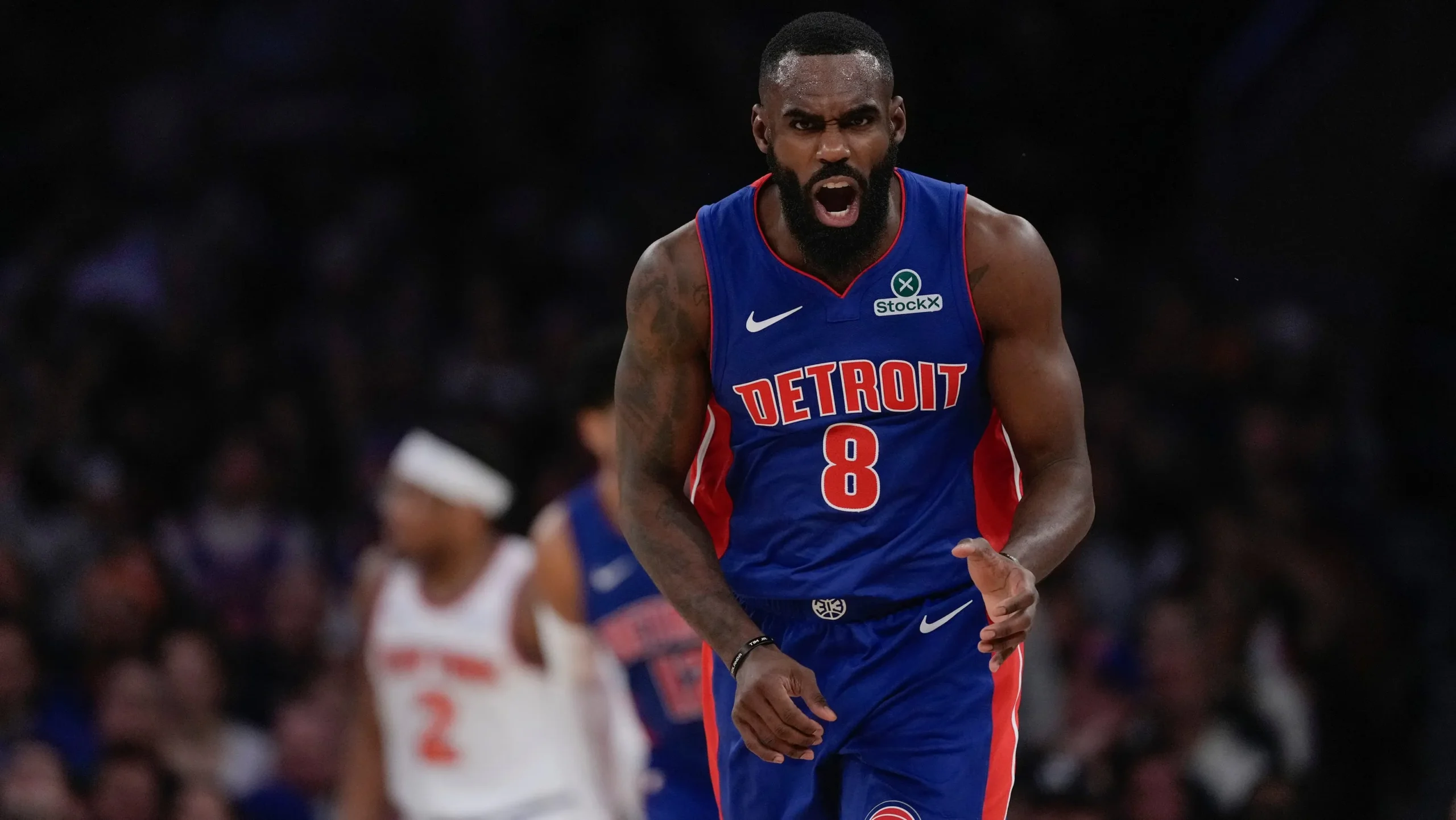 ¡Polémica Victoria! Knicks Superan a Pistons en un Encuentro Decisivo