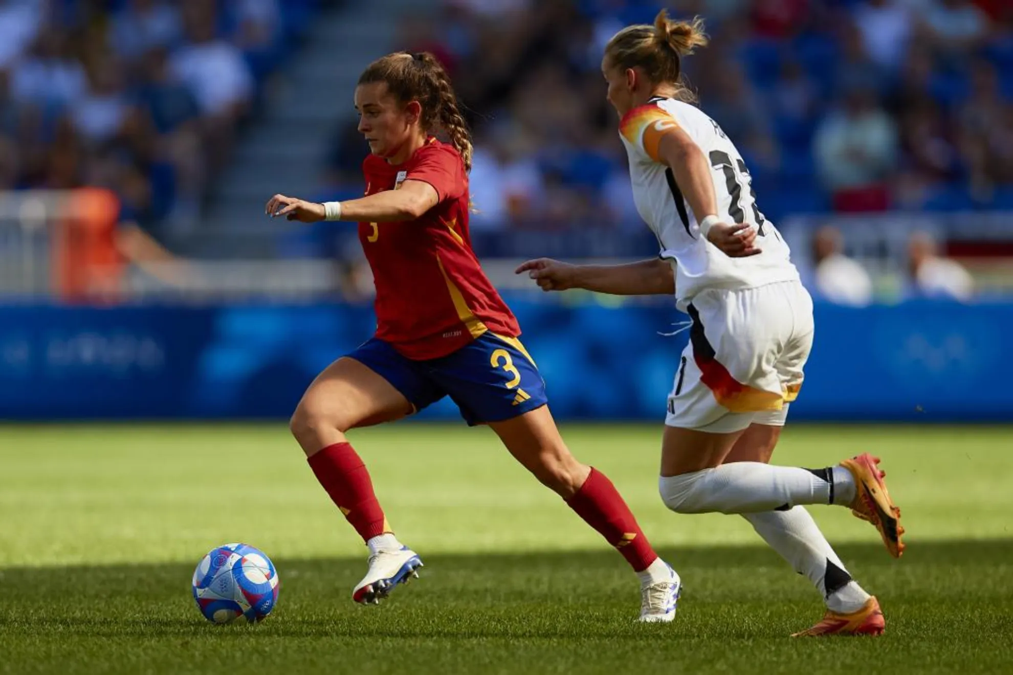 ¡Teresa Abelleira Revoluciona el Fútbol Español! Descubre su Impacto en la Selección