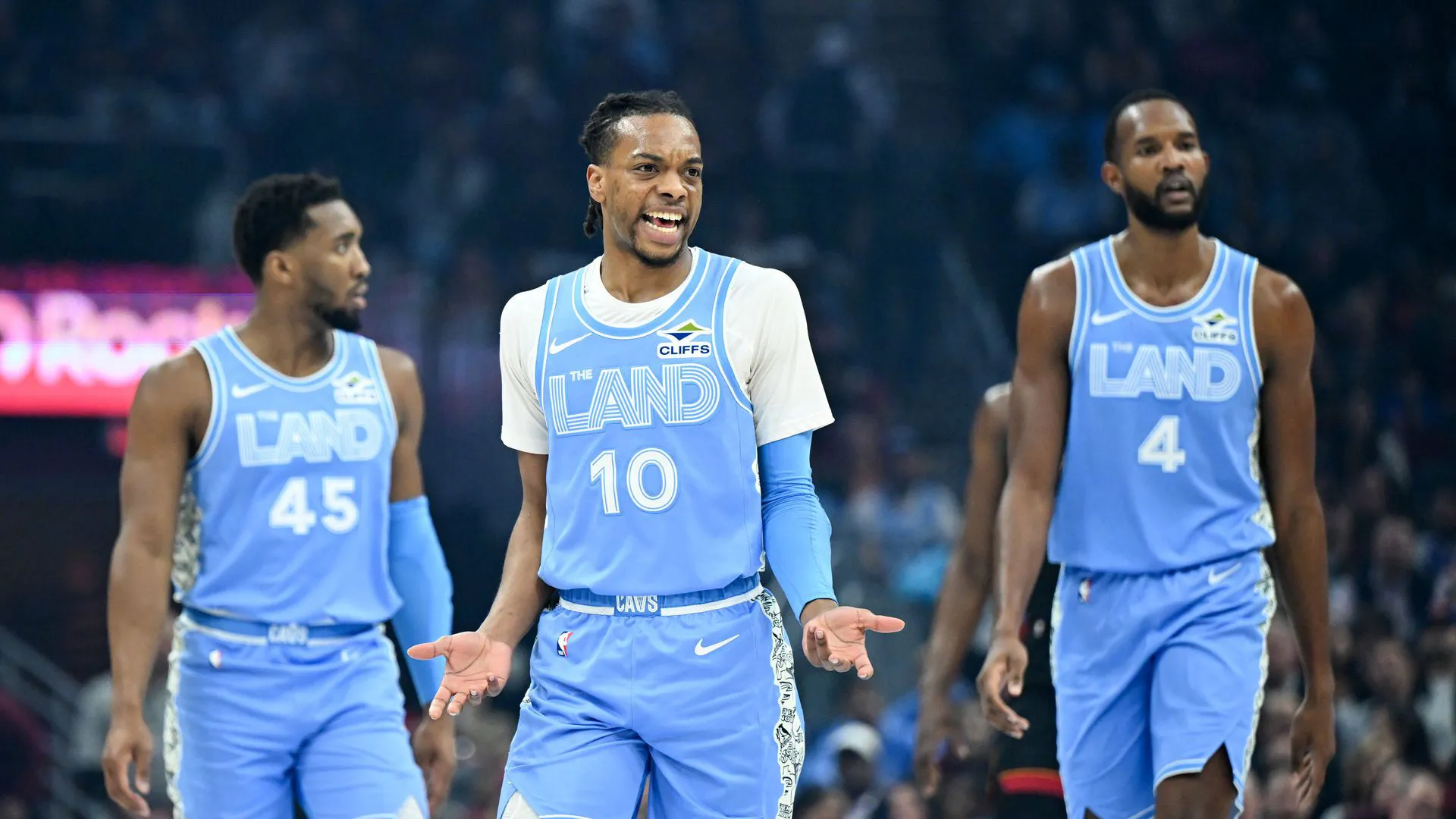 ¡Cavaliers Arrasan a Hornets y Hacen Historia en la NBA!