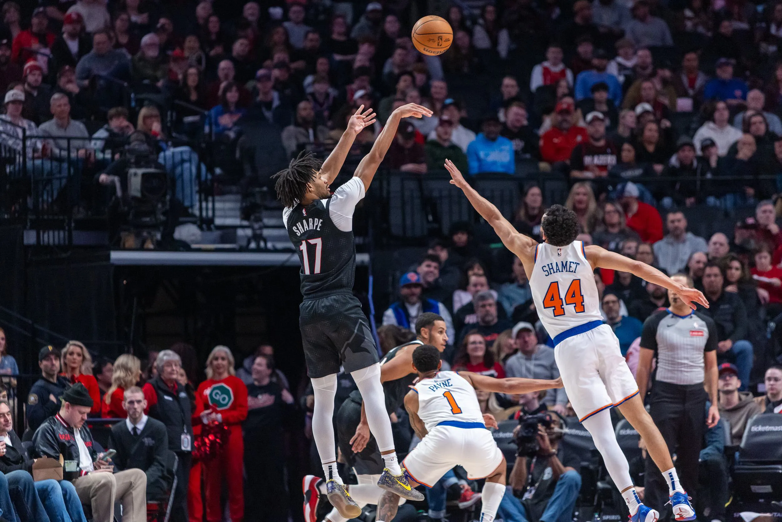 ¡Duelo Épico! Knicks y Trail Blazers se Enfrentan en una Batalla por la Victoria