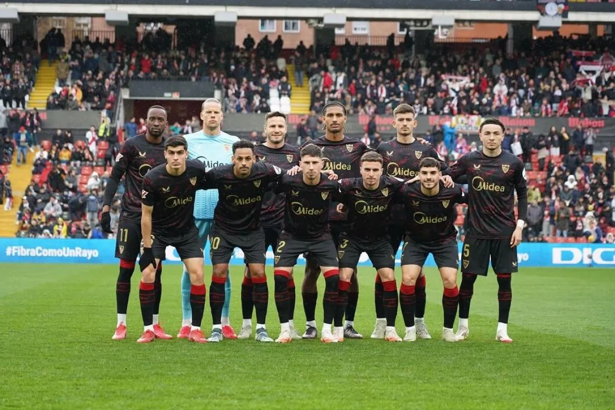 ¡Duelo de Titanes! Rayo Vallecano y Sevilla se Enfrentan en un Partido Decisivo