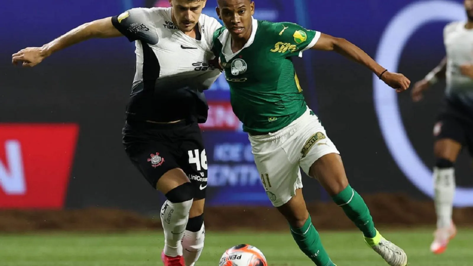 ¡El Clásico que Sacudió España! Palmeiras y Corinthians se Enfrentan en un Duelo Épico