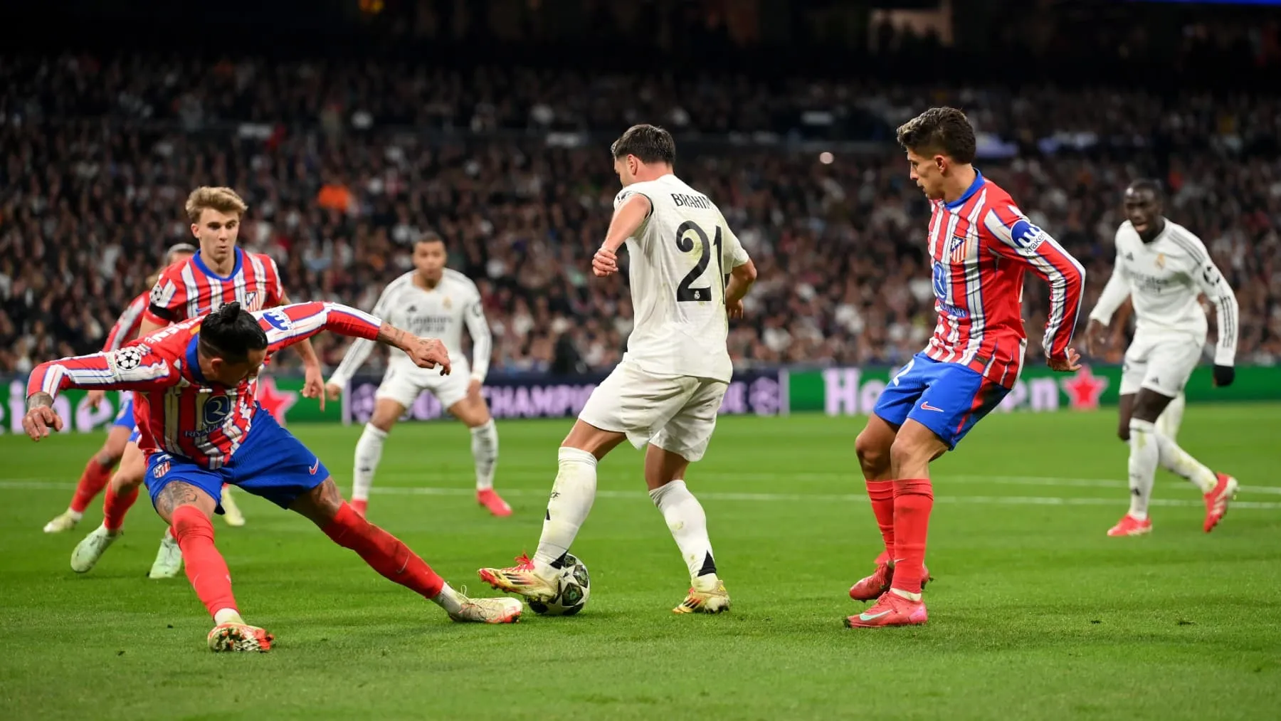 ¡El Derbi del Siglo! Atlético Madrid y Real Madrid se Juegan la Gloria en Champions