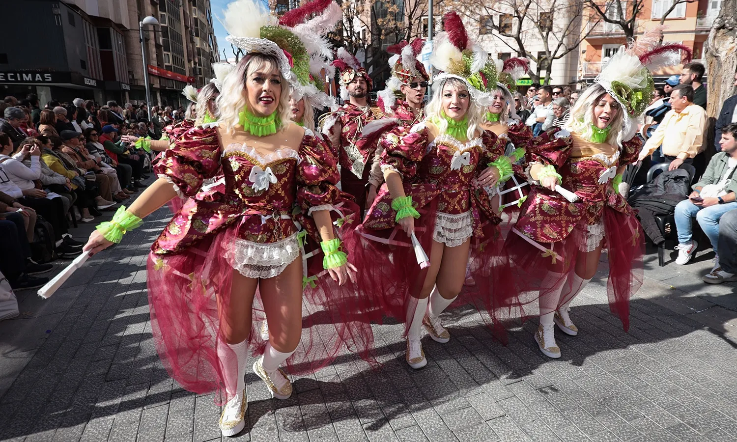 ¡El Desfile de Piñata en Ciudad Real: Una Fiesta que No Te Puedes Perder!