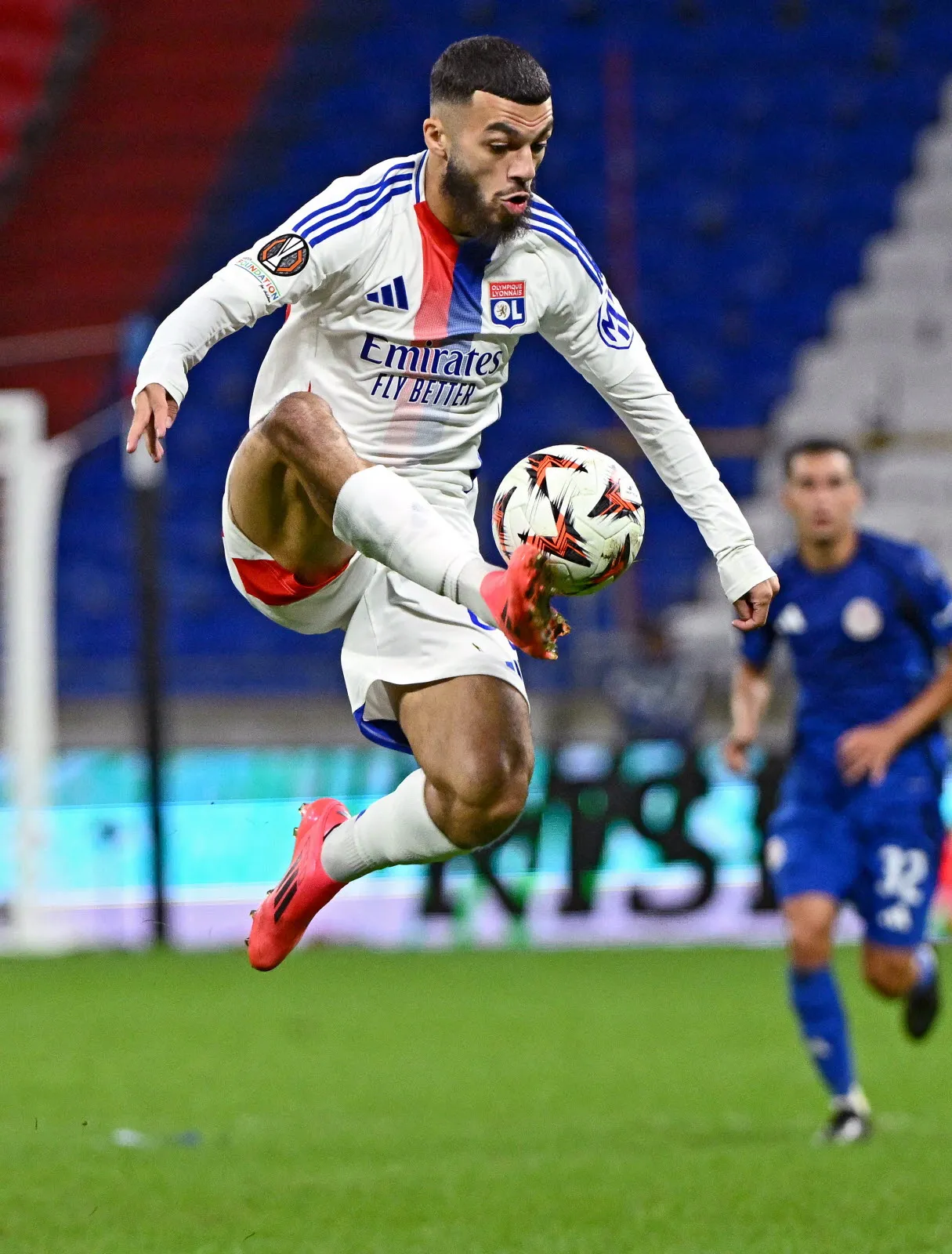 ¡Lyon FC en el Ojo del Huracán! Descubre la Verdad Detrás de su Éxito en España