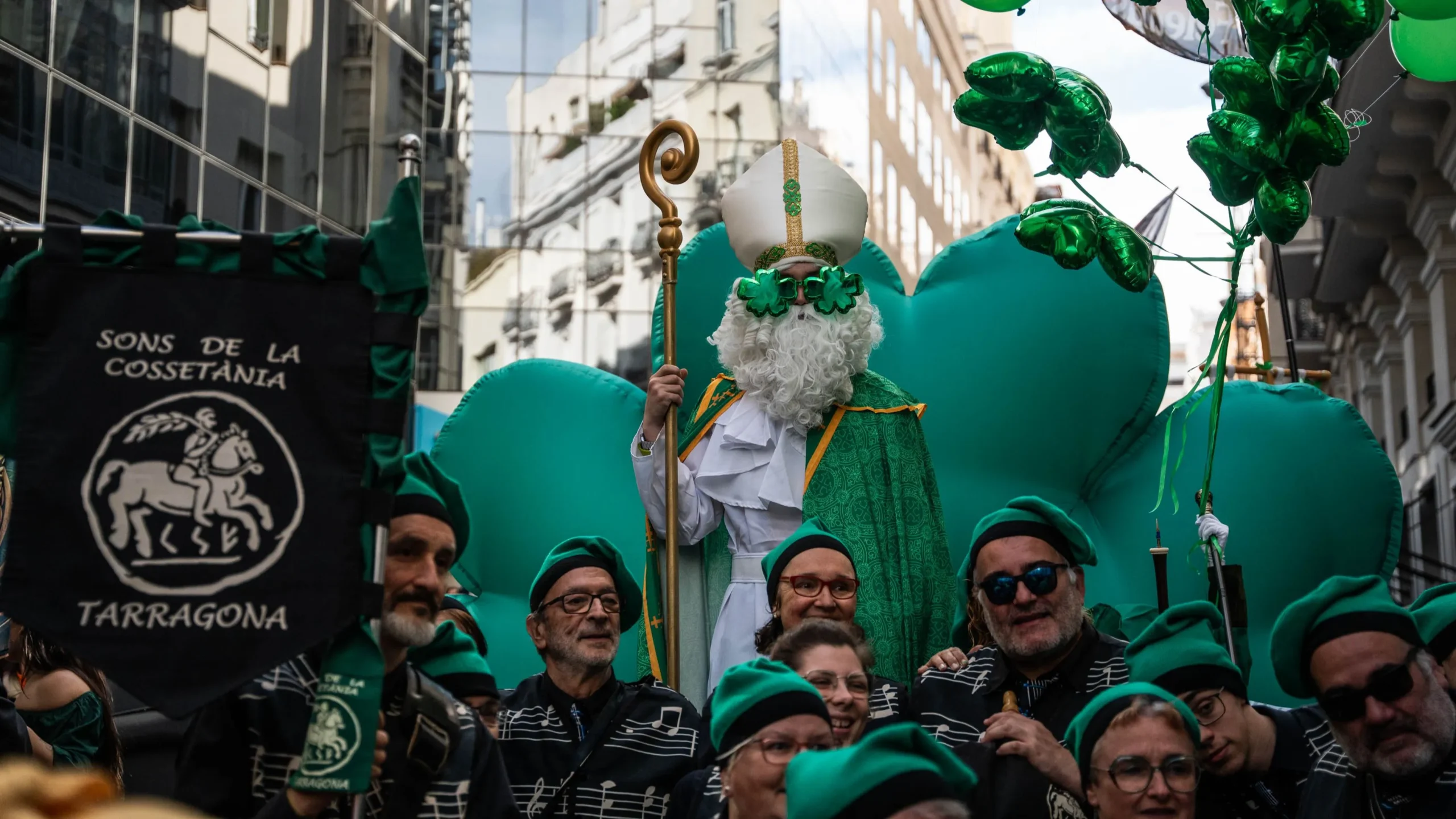 ¡Madrid se tiñe de verde! El espectacular desfile de San Patricio 2025 que no te puedes perder