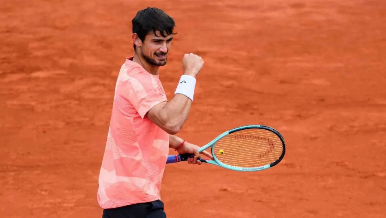 ¡Mariano Navone arrasa en Roma y se convierte en la nueva estrella del tenis español!